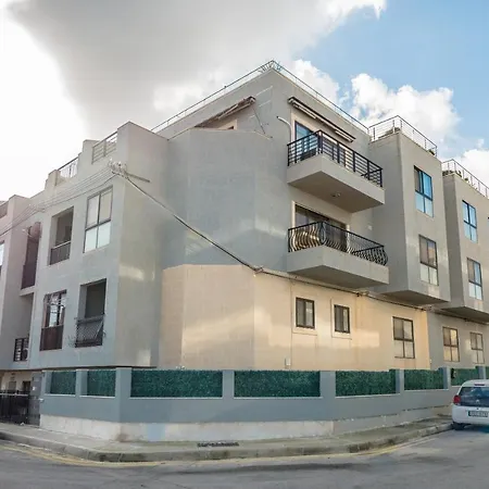 Apartament Sunrise With Seaviews Terrace Apartment, Sleep 8 Marsaskala
