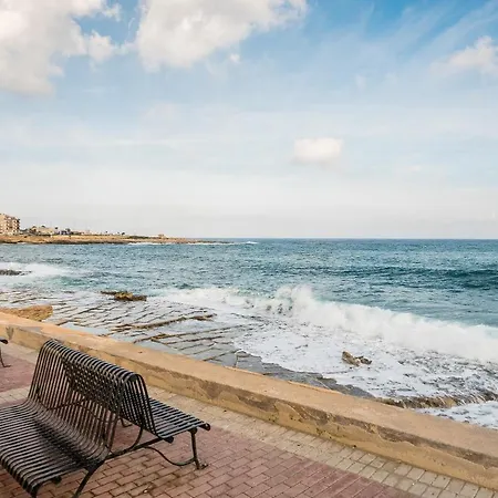 Apartament Sunrise With Seaviews Terrace Apartment, Sleep 8 Marsaskala