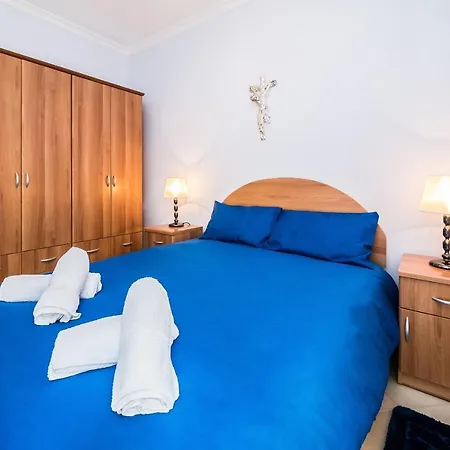 Apartament Sunrise With Seaviews Terrace Apartment, Sleep 8