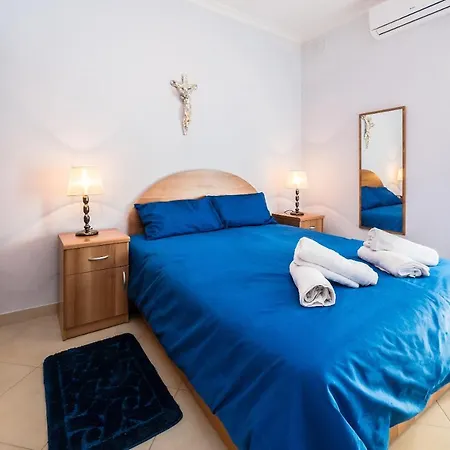Sunrise With Seaviews Terrace Apartment, Sleep 8 Apartament